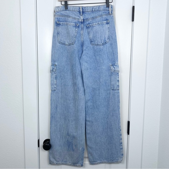 Old Navy Sky Hi High Rise Wide Leg Cargo Pocket Denim Jeans Womens Size 2 - Picture 3 of 5